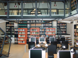 Biblioteca Umanistica sala1