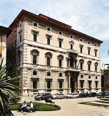 Palazzo Cesaroni sede della Bibliomediateca Palazzo Cesaroni sede della Bibliomediateca